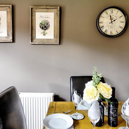 Hawthorn House, Lincoln Villa ภายนอก รูปภาพ